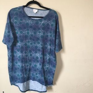 Women’s Lula Roe oversized top Size small